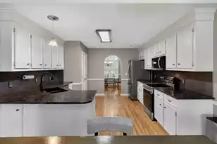 668 Majestic Oaks Dr, Charleston, SC 29412 - Photo 18