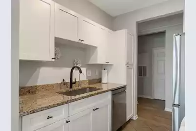 2432 Chatelain Way, Mount Pleasant, SC 29464 - Photo 6