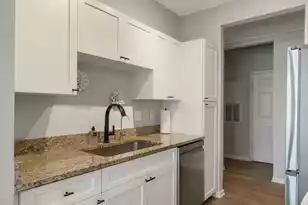 2432 Chatelain Way, Mount Pleasant, SC 29464 - Photo 6