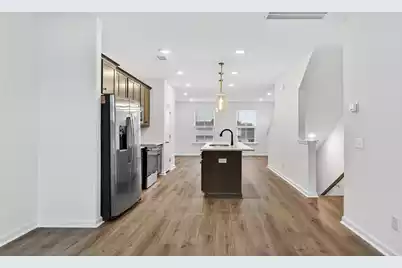 4633 Forest Hills Drive #602, North Charleston, SC 29418 - Photo 6