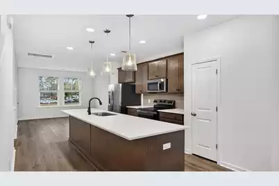 4633 Forest Hills Drive #602, North Charleston, SC 29418 - Photo 4