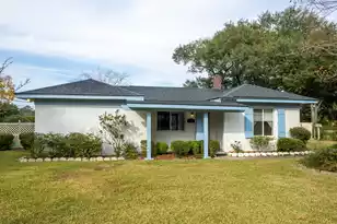 1744 Brantley Dr, Charleston, SC 29412 - Photo 1