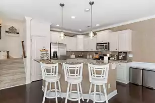 2040 Promenade Ct, Mount Pleasant, SC 29466 - Photo 16