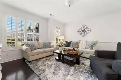 2040 Promenade Court, Mount Pleasant, SC 29466 - Photo 2