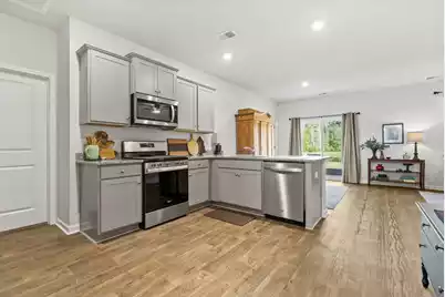 162 Oakwood Boulevard, Summerville, SC 29486 - Photo 6