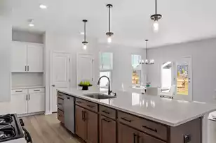 110 Dahlberg St, Summerville, SC 29483 - Photo 2