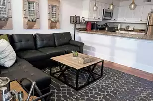 377 King St #203, Charleston, SC 29401 - Photo 4