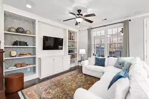 2574 Kings Gate Ln, Mount Pleasant, SC 29466 - Photo 8