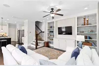2574 Kings Gate Lane, Mount Pleasant, SC 29466 - Photo 10
