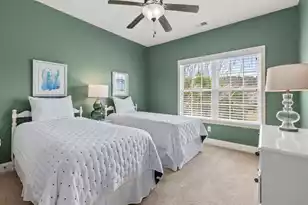 2574 Kings Gate Ln, Mount Pleasant, SC 29466 - Photo 16