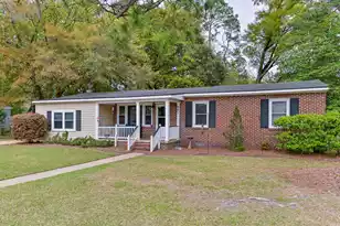 307 Burroughs Ave, Beaufort, SC 29902 - Photo 1
