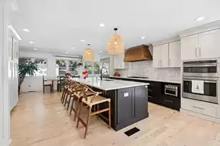 1018 Chambers Ln, Mount Pleasant, SC 29464 - Photo 12