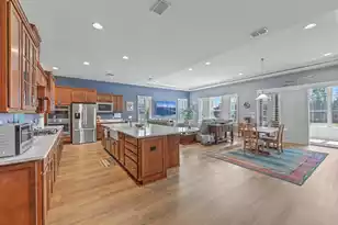 563 Four Seasons Blvd, Summerville, SC 29486 - Photo 10