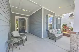 563 Four Seasons Blvd, Summerville, SC 29486 - Photo 4