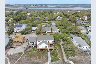 621 Arctic Avenue E, Folly Beach, SC 29439 - Photo 34