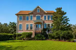 1600 Rivertowne Country Club Dr, Mount Pleasant, SC 29466 - Photo 2