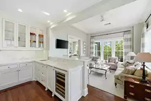 36 Prioleau St, Charleston, SC 29401 - Photo 10