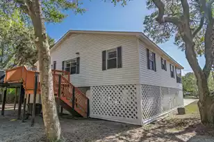 2305 Myrtle St, Edisto Island, SC 29438 - Photo 2