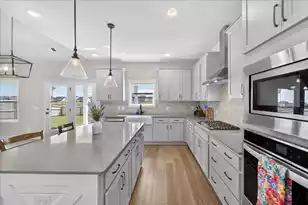 447 Navona Dr, Summerville, SC 29486 - Photo 10