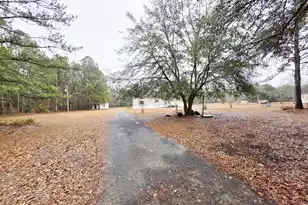 180 Cherry Tree Ln, Walterboro, SC 29488 - Photo 2