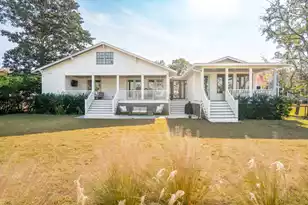 212 Live Oak Dr, Mount Pleasant, SC 29464 - Photo 2