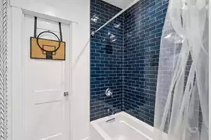 212 Live Oak Dr, Mount Pleasant, SC 29464 - Photo 58