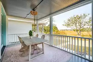 212 Live Oak Dr, Mount Pleasant, SC 29464 - Photo 14