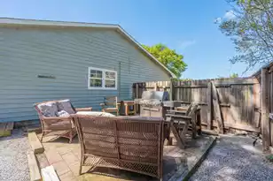 1543 Hidden Bridge Dr, Mount Pleasant, SC 29464 - Photo 30