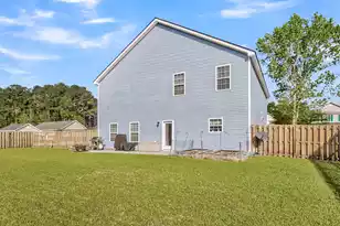 100 Pacolet St, Summerville, SC 29485 - Photo 4