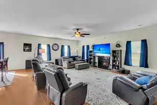 100 Pacolet St, Summerville, SC 29485 - Photo 8