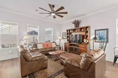 704 Triangle Lane, Summerville, SC 29486 - Photo 6