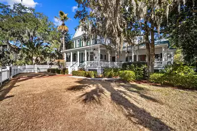 1307 Bay Street, Beaufort, SC 29902 - Photo 6