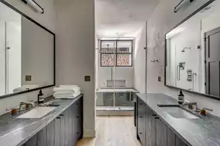 71 Wentworth St, Charleston, SC 29401 - Photo 30