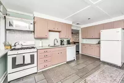 503 Ashley Avenue E, Folly Beach, SC 29439 - Photo 12