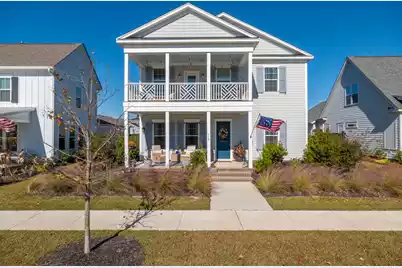 716 Blueway Avenue, Summerville, SC 29486 - Photo 1