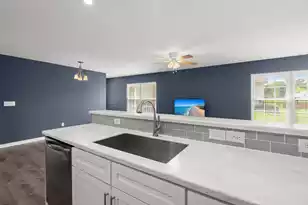 117 Savannah River Dr, Summerville, SC 29485 - Photo 14