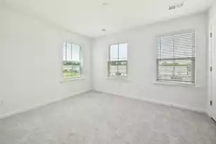 4633 Forest Hills Dr, North Charleston, SC 29418 - Photo 18