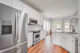 103 Stonewall Ct, Summerville, SC 29483 - Photo 6