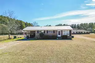 132 Franklin St, Holly Hill, SC 29059 - Photo 2