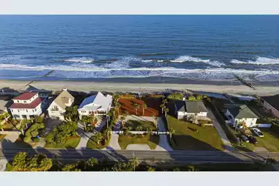 1611 Ashley Avenue E, Folly Beach, SC 29439 - Photo 1