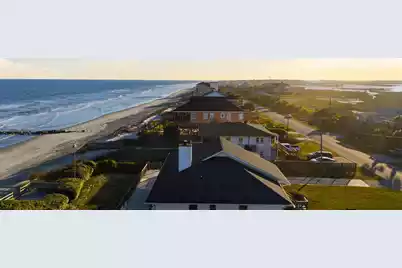 1611 Ashley Avenue E, Folly Beach, SC 29439 - Photo 6