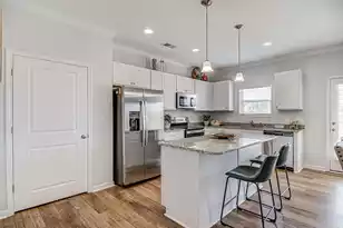 2241 Clarabelle Ln, Summerville, SC 29483 - Photo 6