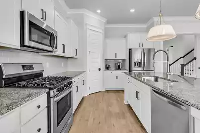 1694 Banning Street, Mount Pleasant, SC 29466 - Photo 12