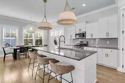 1694 Banning Street, Mount Pleasant, SC 29466 - Photo 10