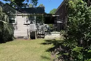 9 Killians St, Charleston, SC 29403 - Photo 8