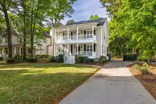 1116 Sea Island Crossing Ln, Mount Pleasant, SC 29464 - Photo 2