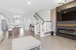 585 Blueway Ave, Summerville, SC 29486 - Photo 10