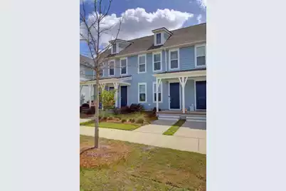 585 Blueway Avenue, Summerville, SC 29486 - Photo 2