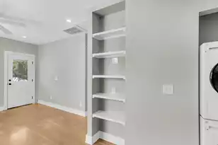 40 Nunan St, Charleston, SC 29403 - Photo 8