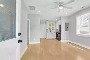 40 Nunan St, Charleston, SC 29403 - Photo 2